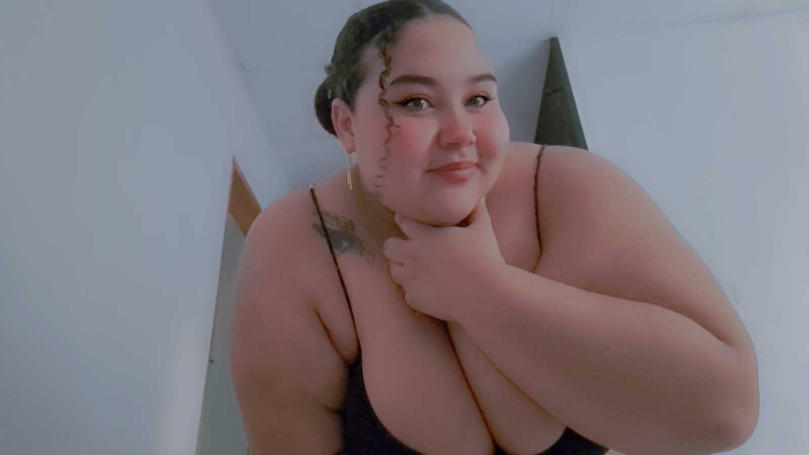 Image of cam model HurrenMatt from XloveCam