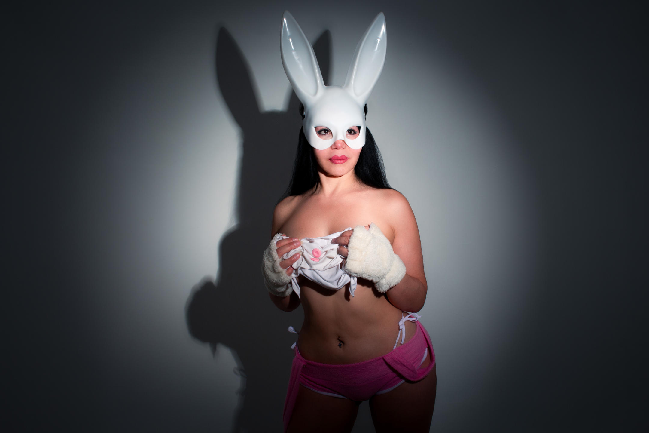 Image of cam model HelenHard from XloveCam