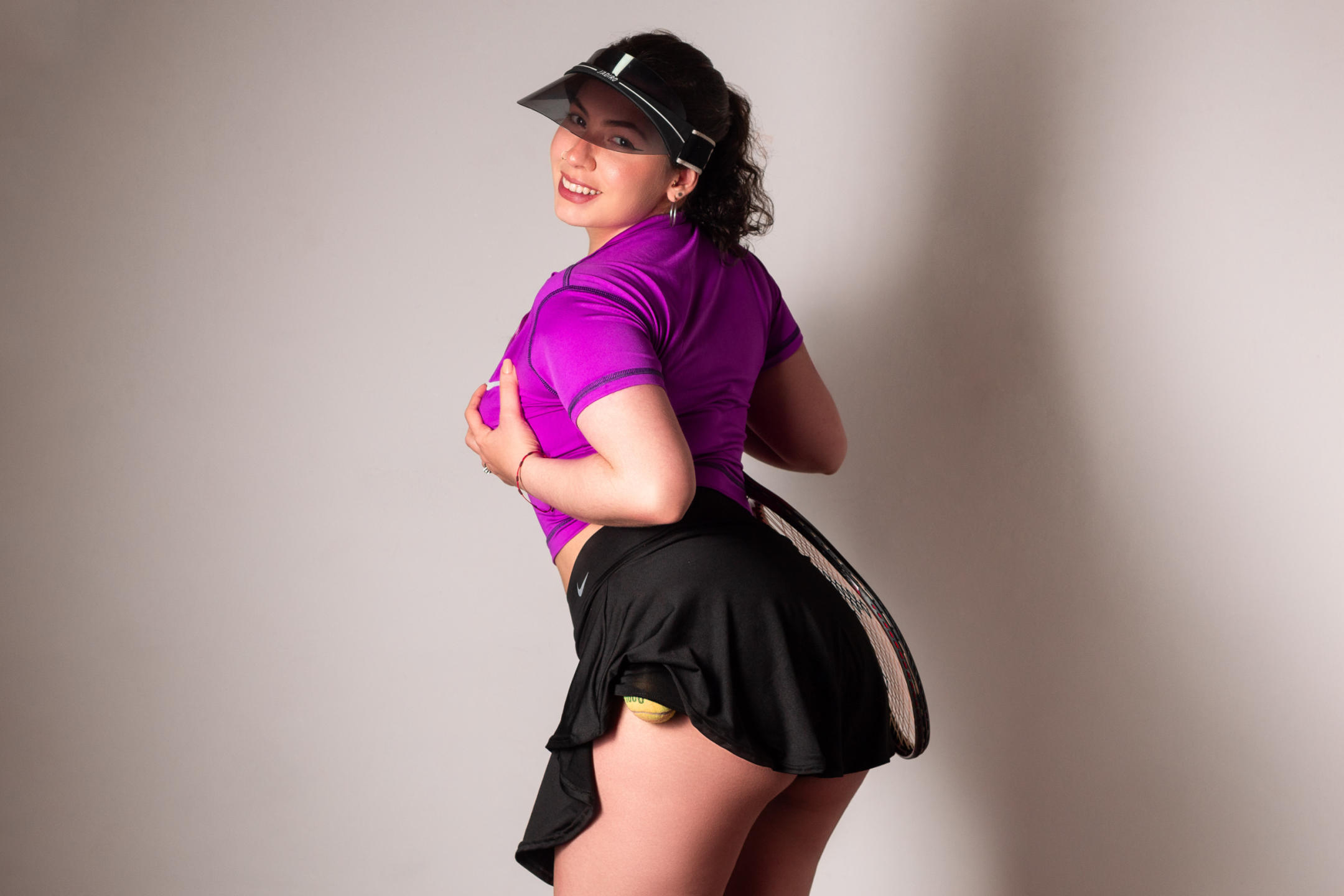 Image of cam model VanessaClose from XloveCam