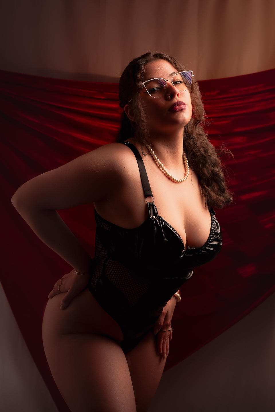 Image of cam model VanessaClose from XloveCam