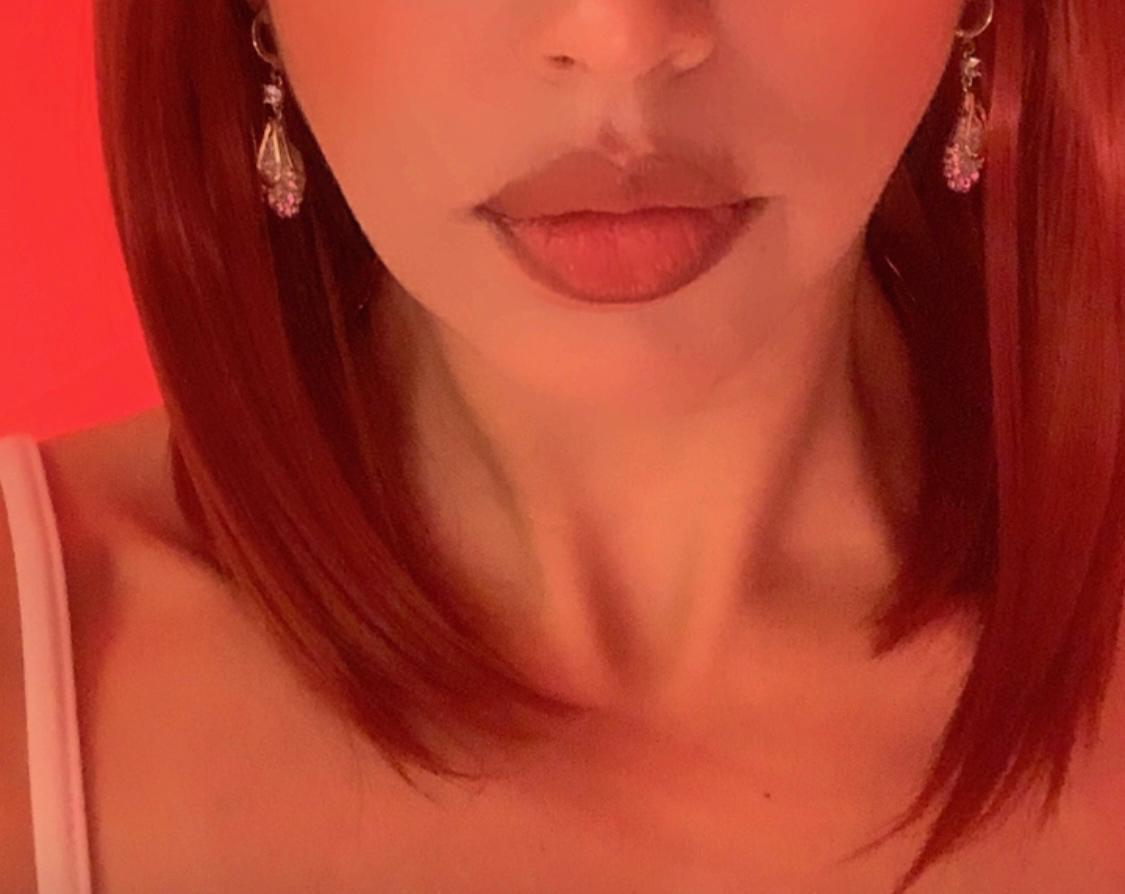 Image of cam model BelladonnaLips from XloveCam