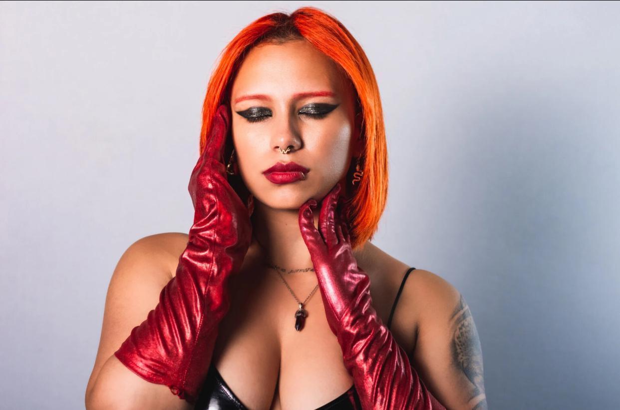 Image of cam model LilithDeveraux from XloveCam