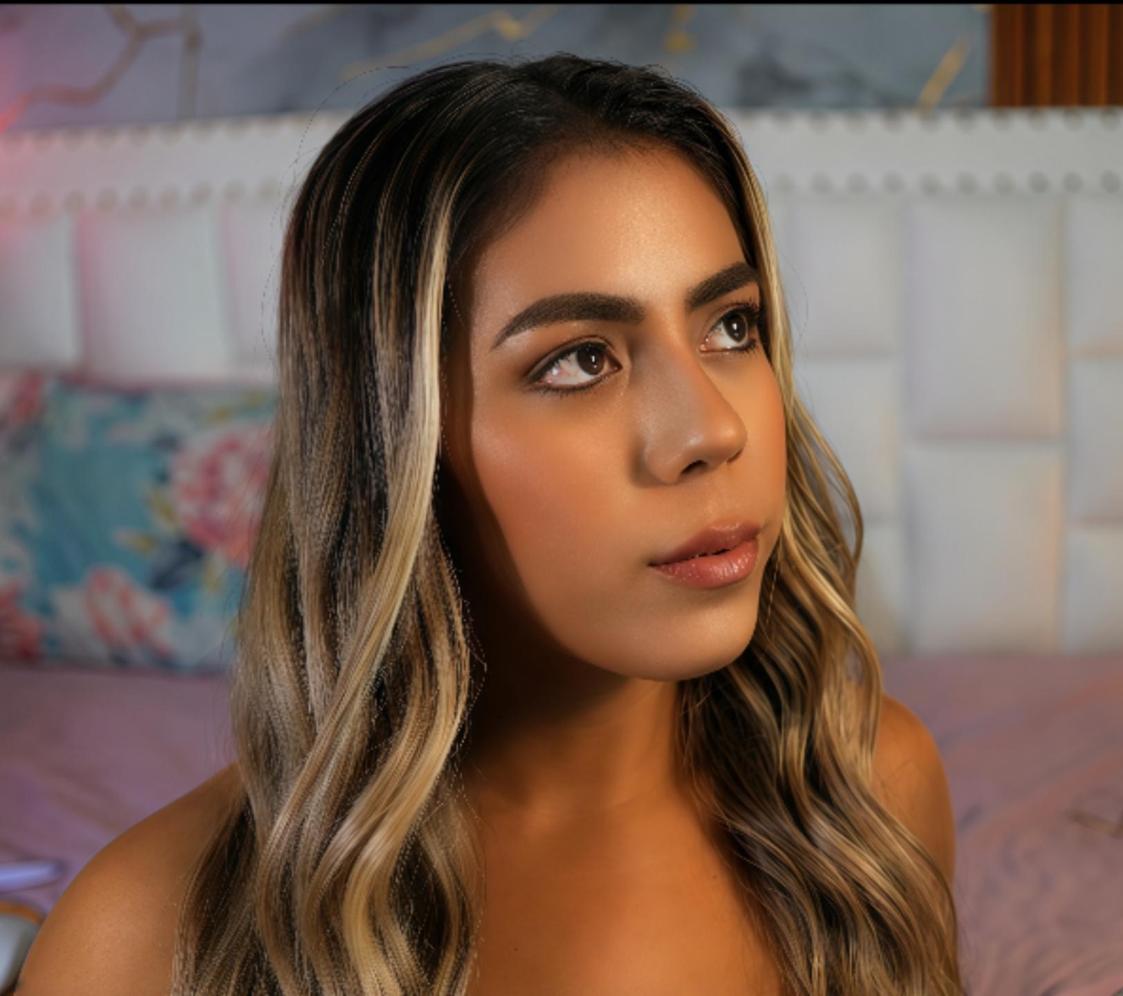 Image of cam model QuickHookup from XloveCam