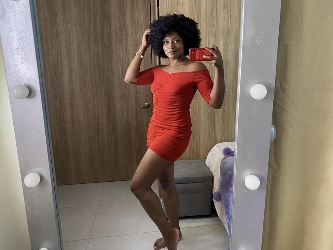Image of cam model RoldanStefy from XloveCam