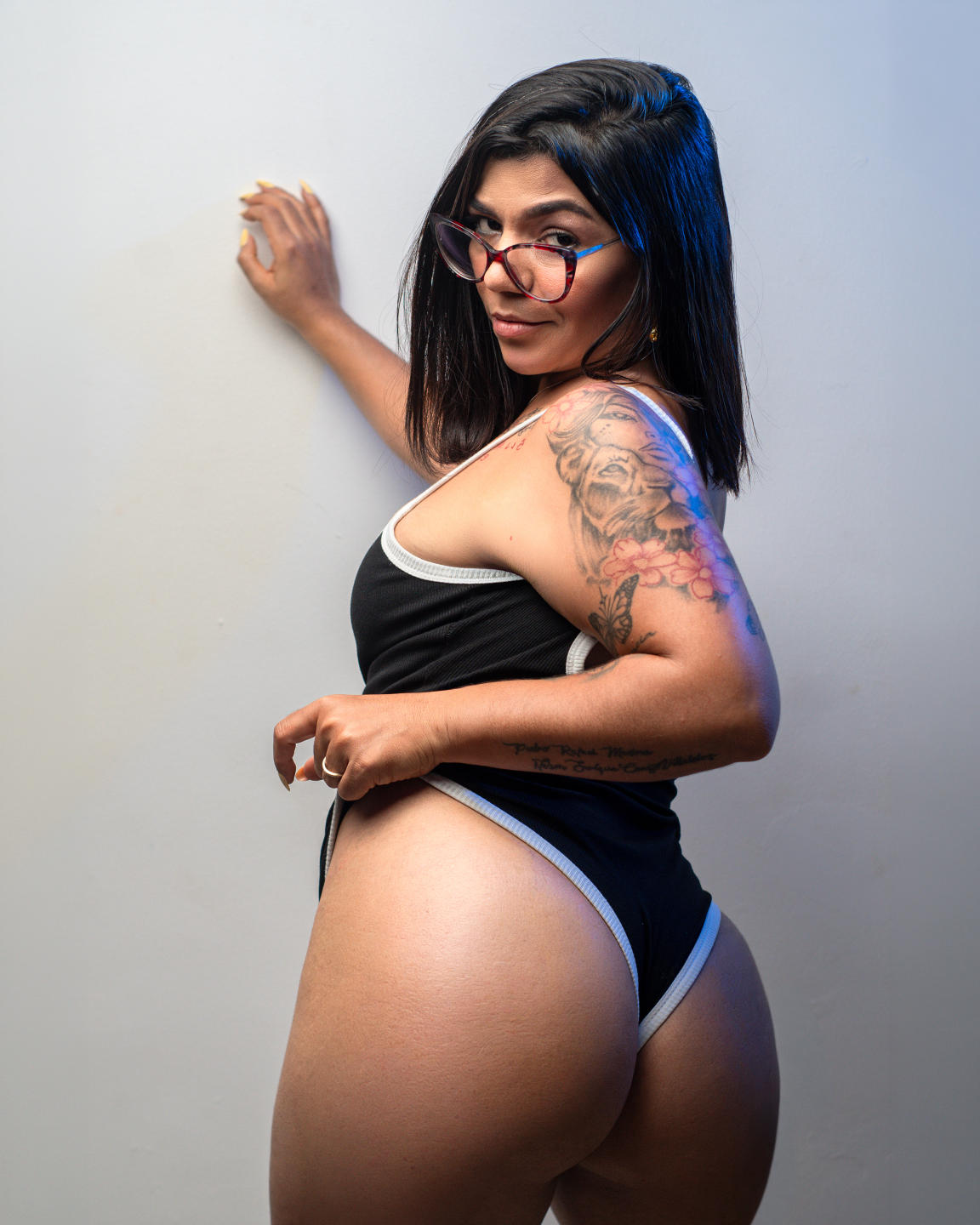 Image of cam model ValeryPierce from XloveCam