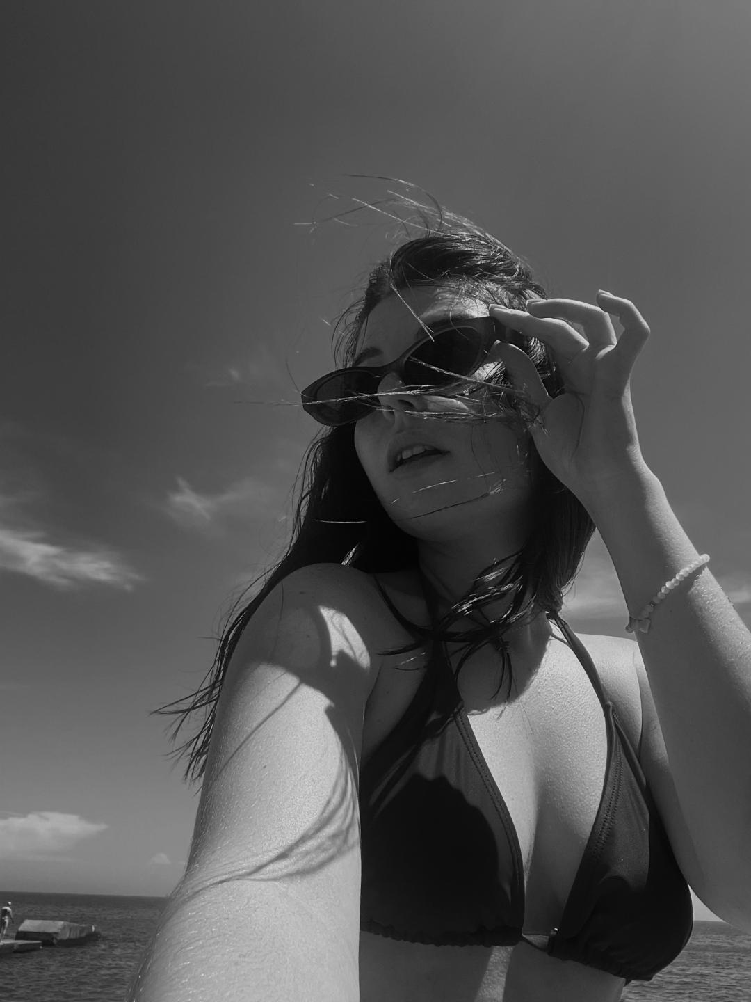Image of cam model AlexXas from XloveCam
