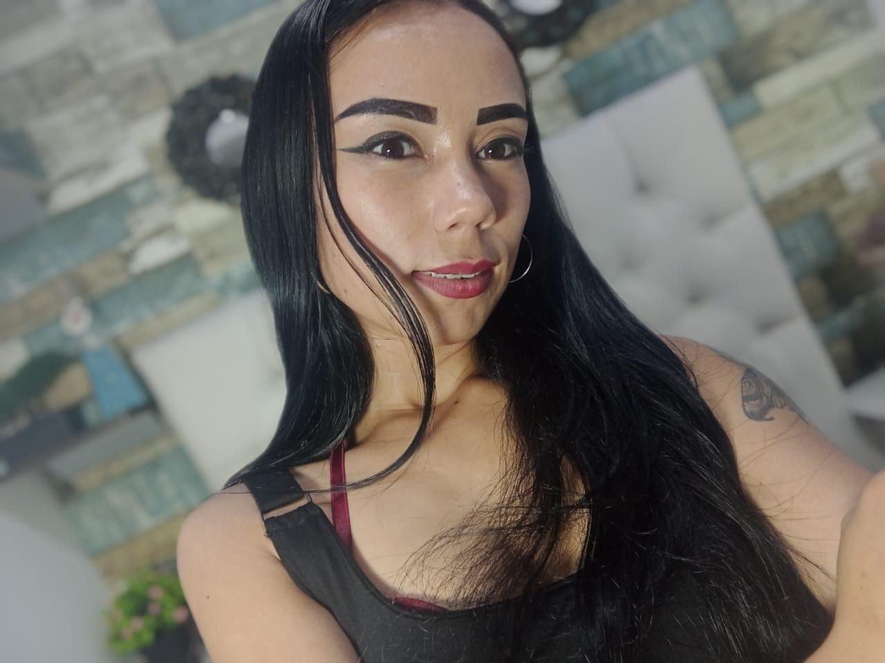 Image of cam model SophiaSmiht from XloveCam