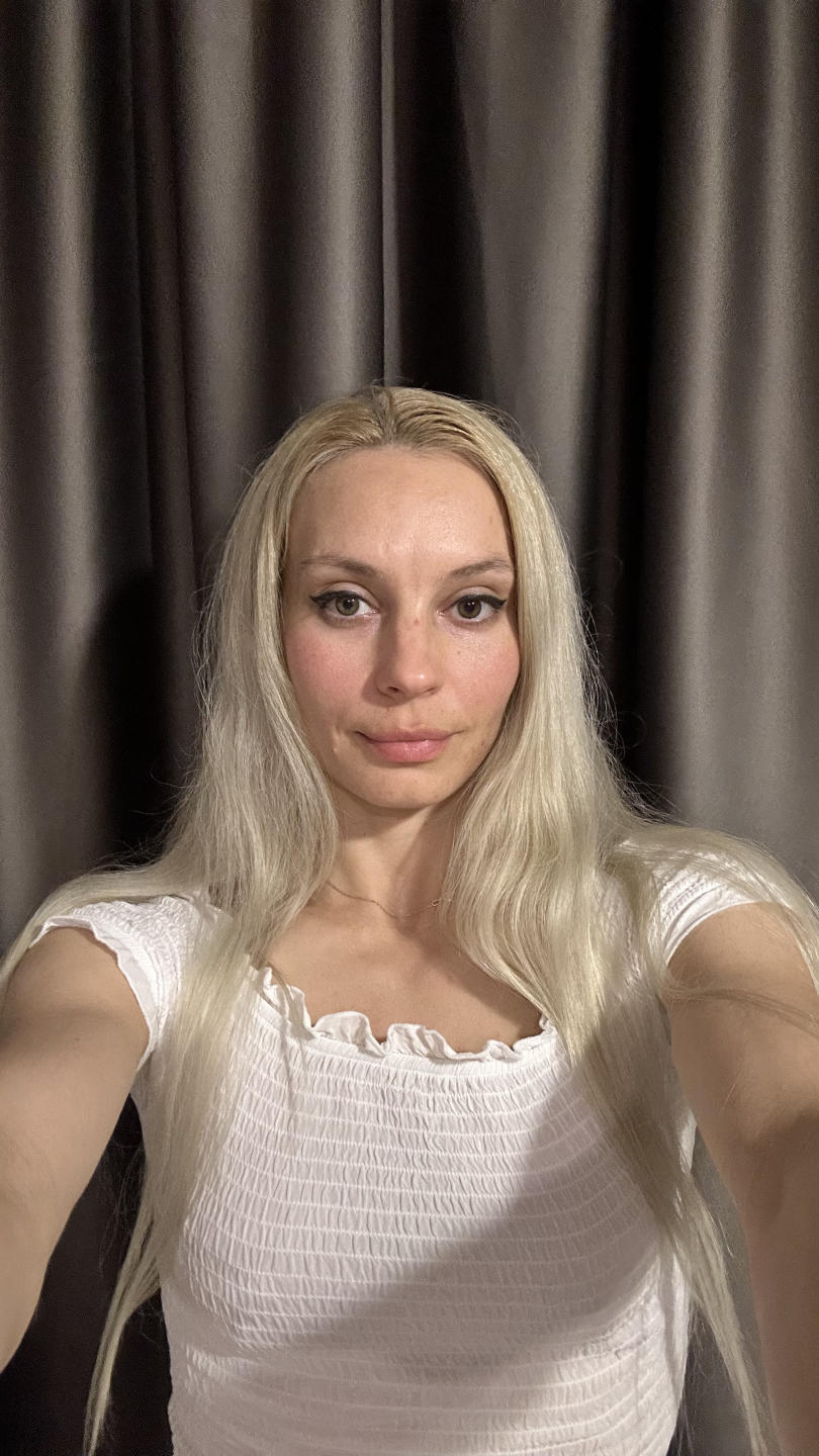 Image of cam model MyrtaParihar from XloveCam