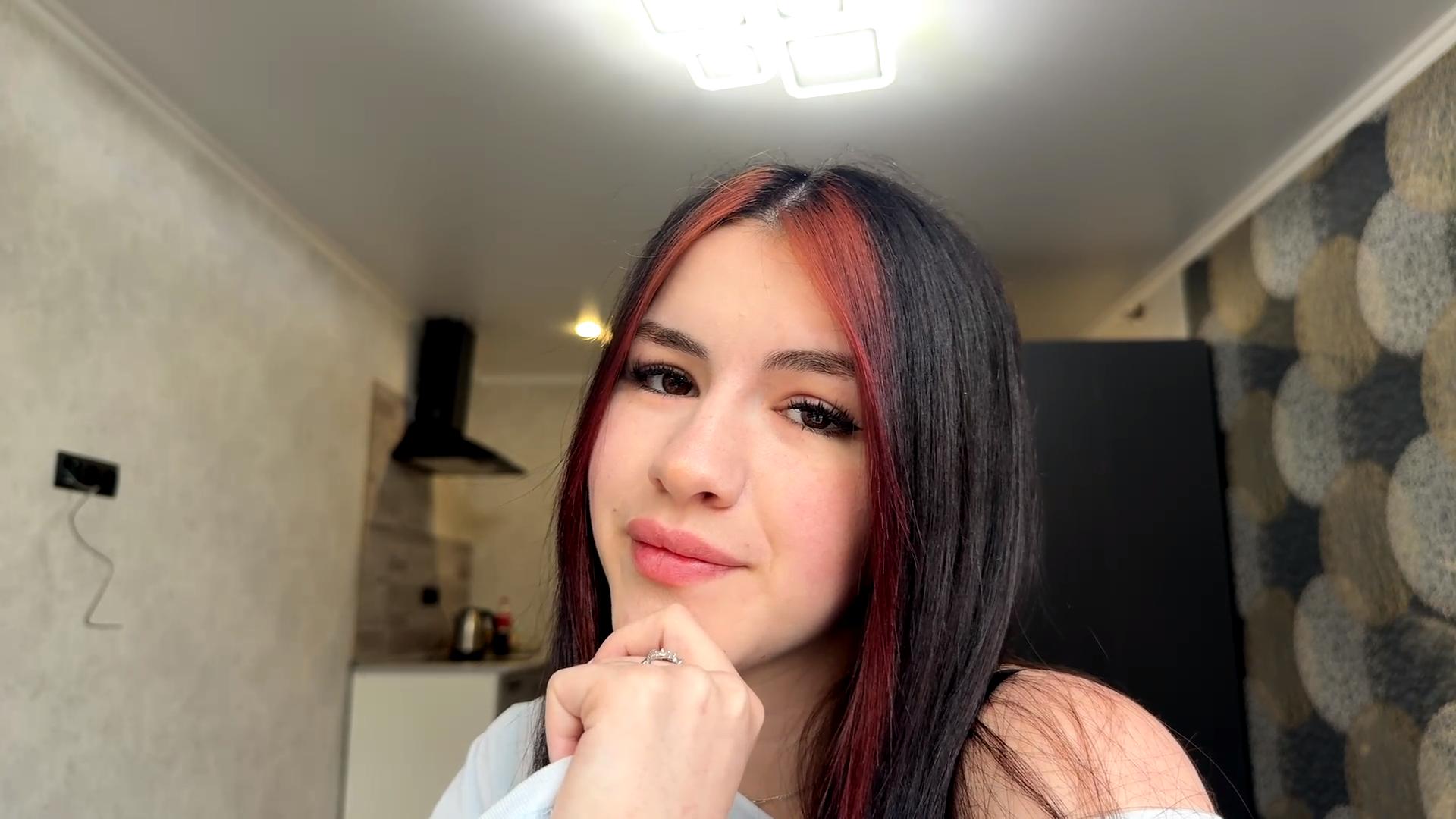 Image of cam model VersieUthe from XloveCam