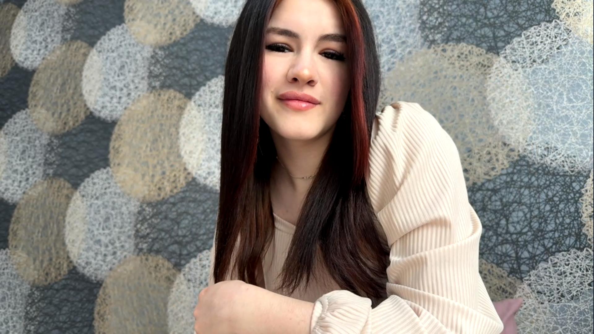 Image of cam model VersieUthe from XloveCam