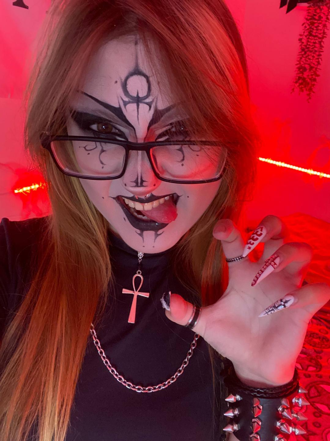 Image of cam model ShainaBallensky from XloveCam