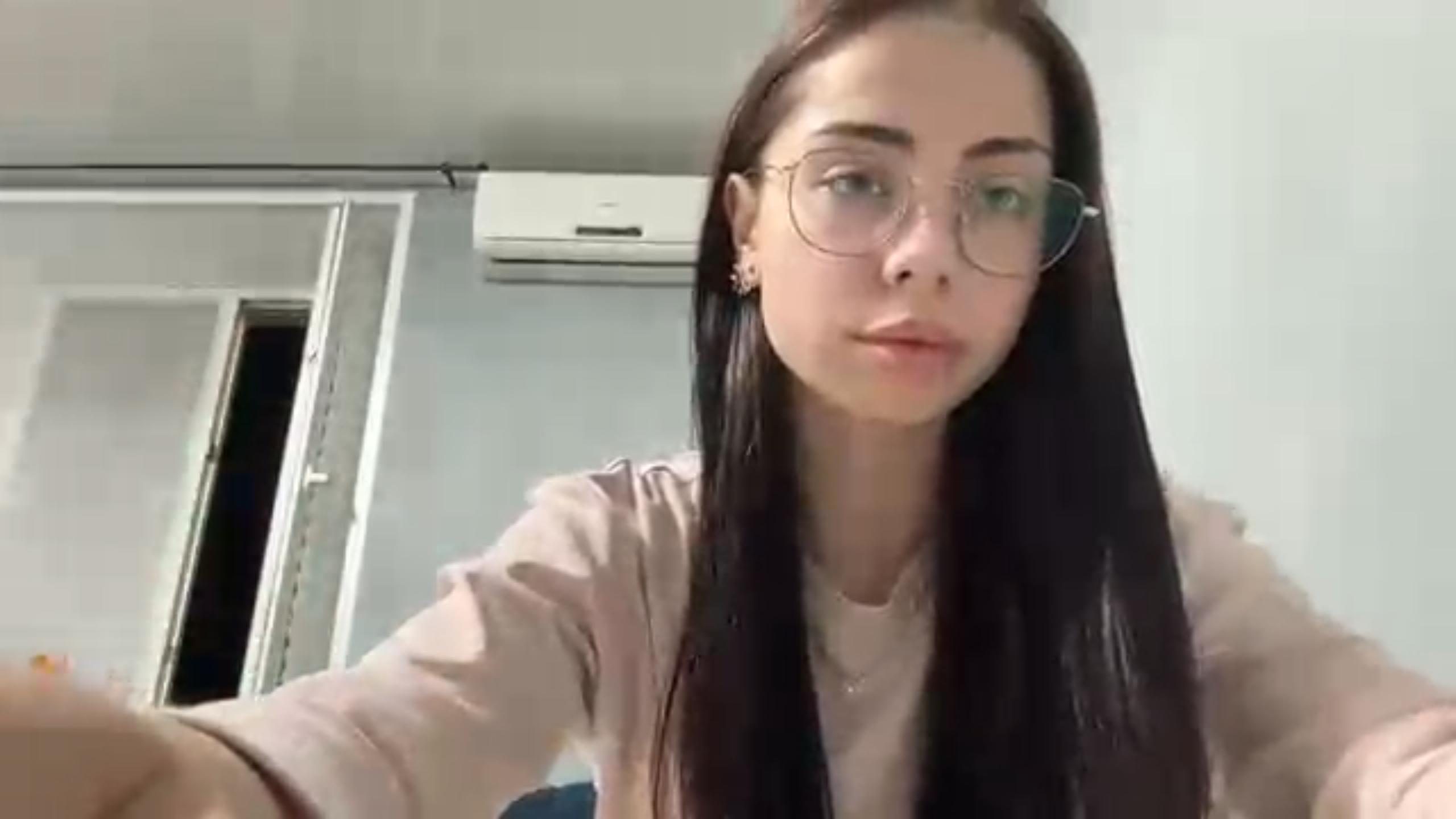 Image of cam model AureaVandale from XloveCam