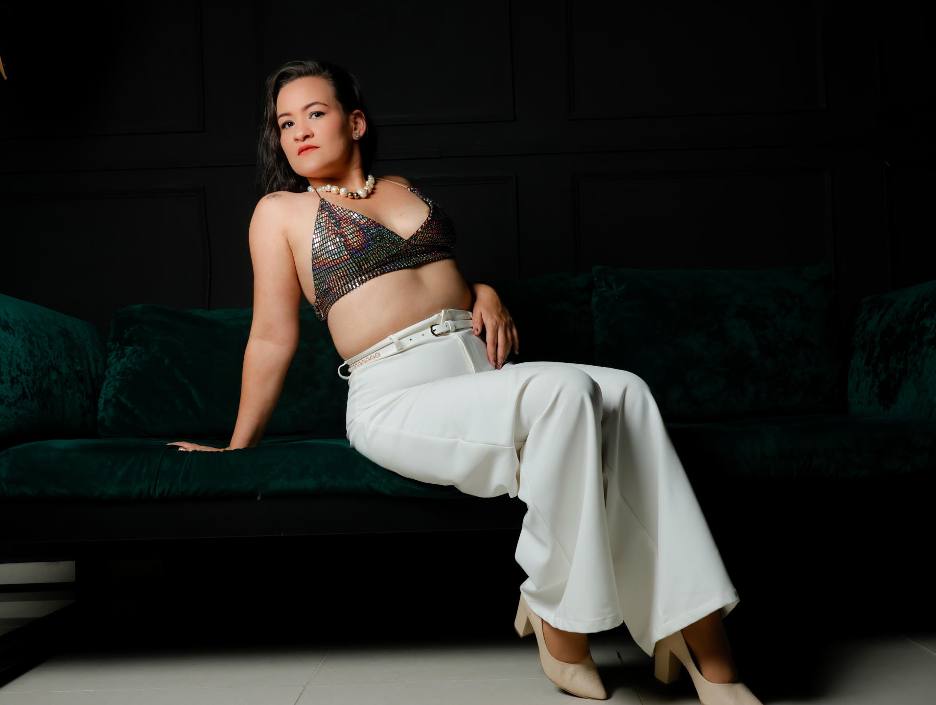 Image of cam model IsabelCarson from XloveCam