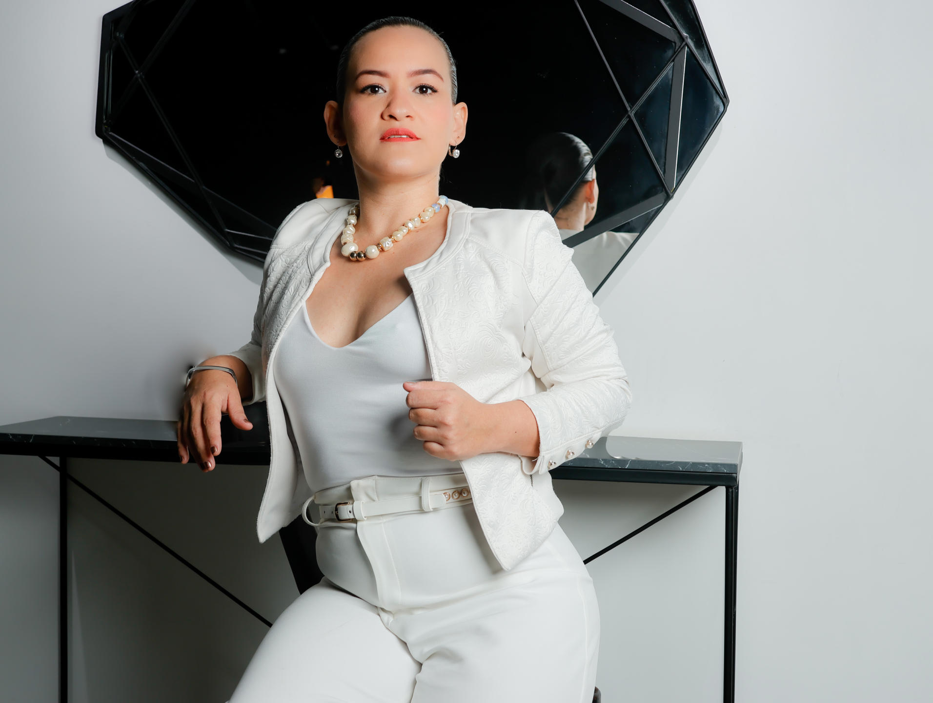 Image of cam model IsabelCarson from XloveCam
