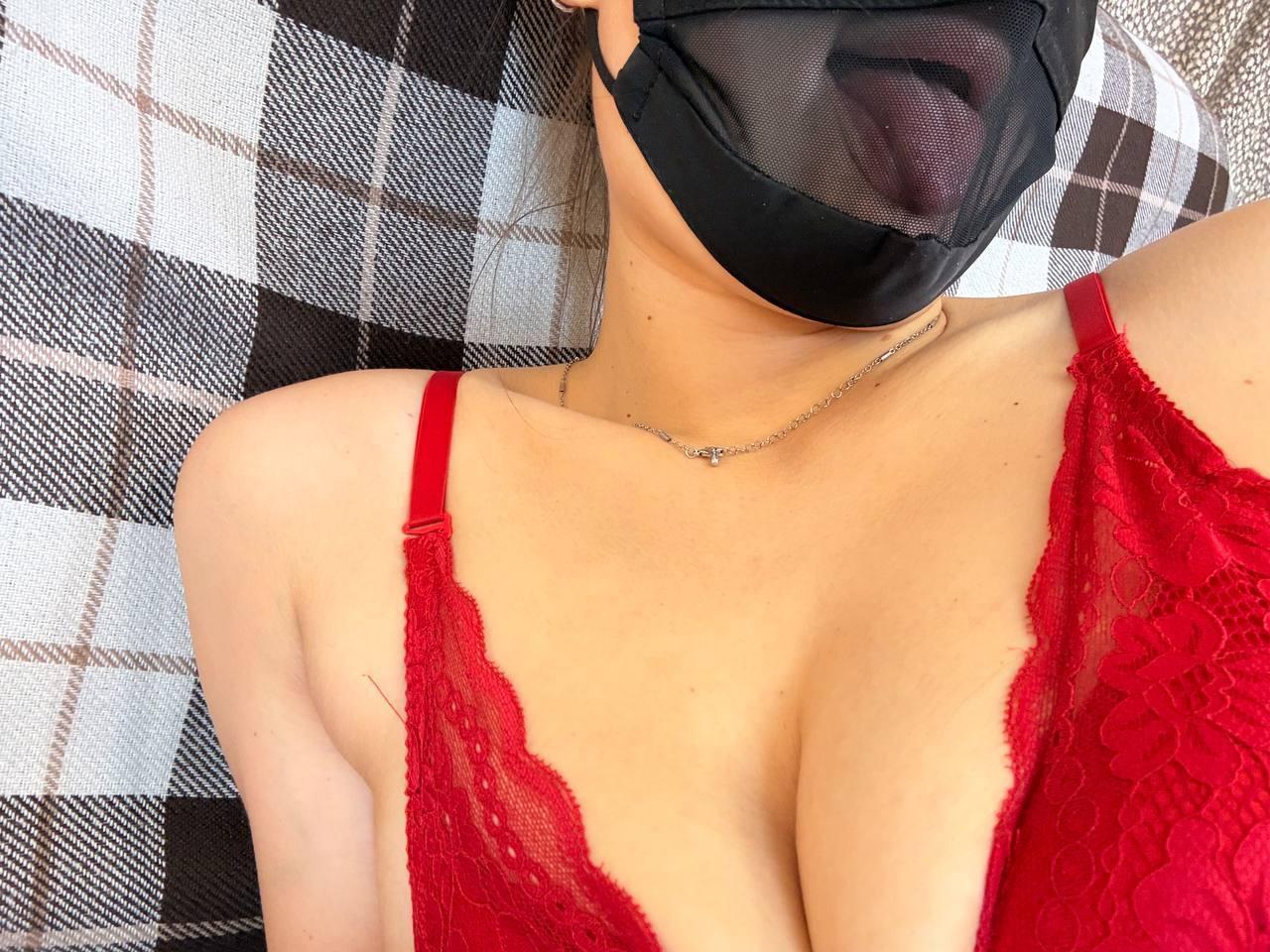 Image of cam model SexLoveG from XloveCam