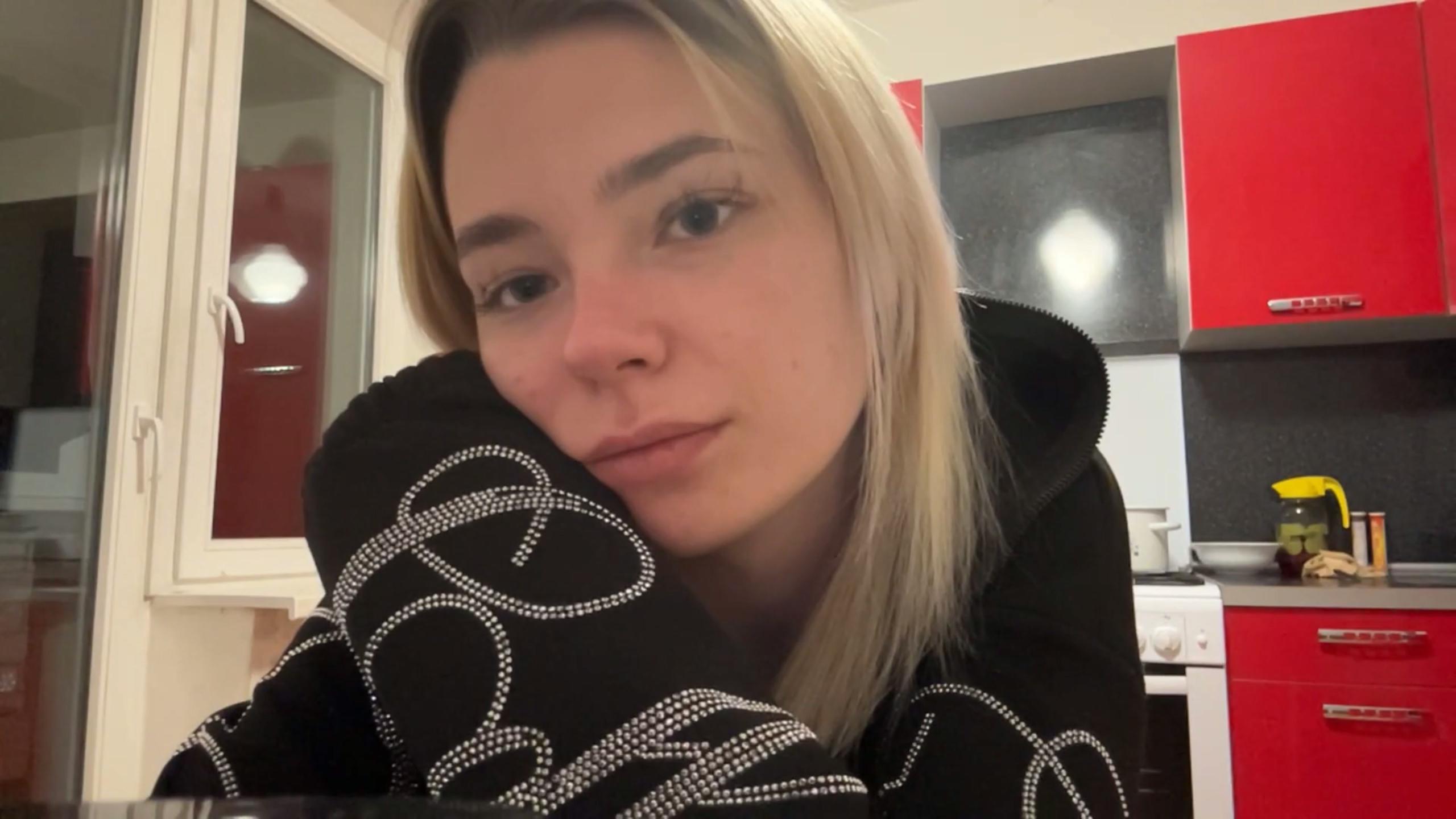 Image of cam model AdrieneDegennaro from XloveCam