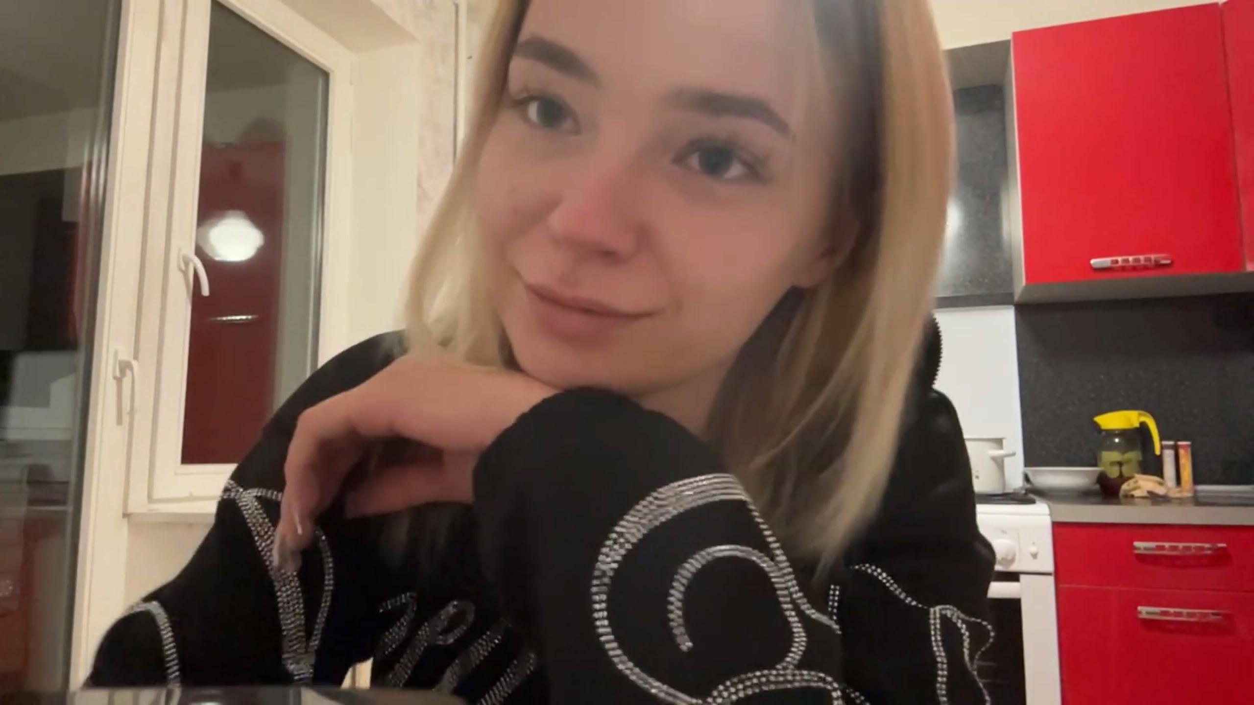Image of cam model AdrieneDegennaro from XloveCam