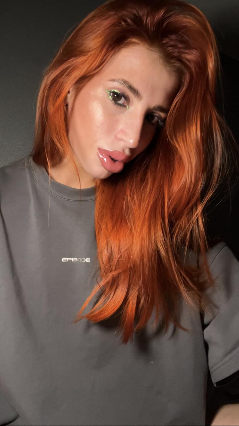 Image of cam model RosioRaschko from XloveCam