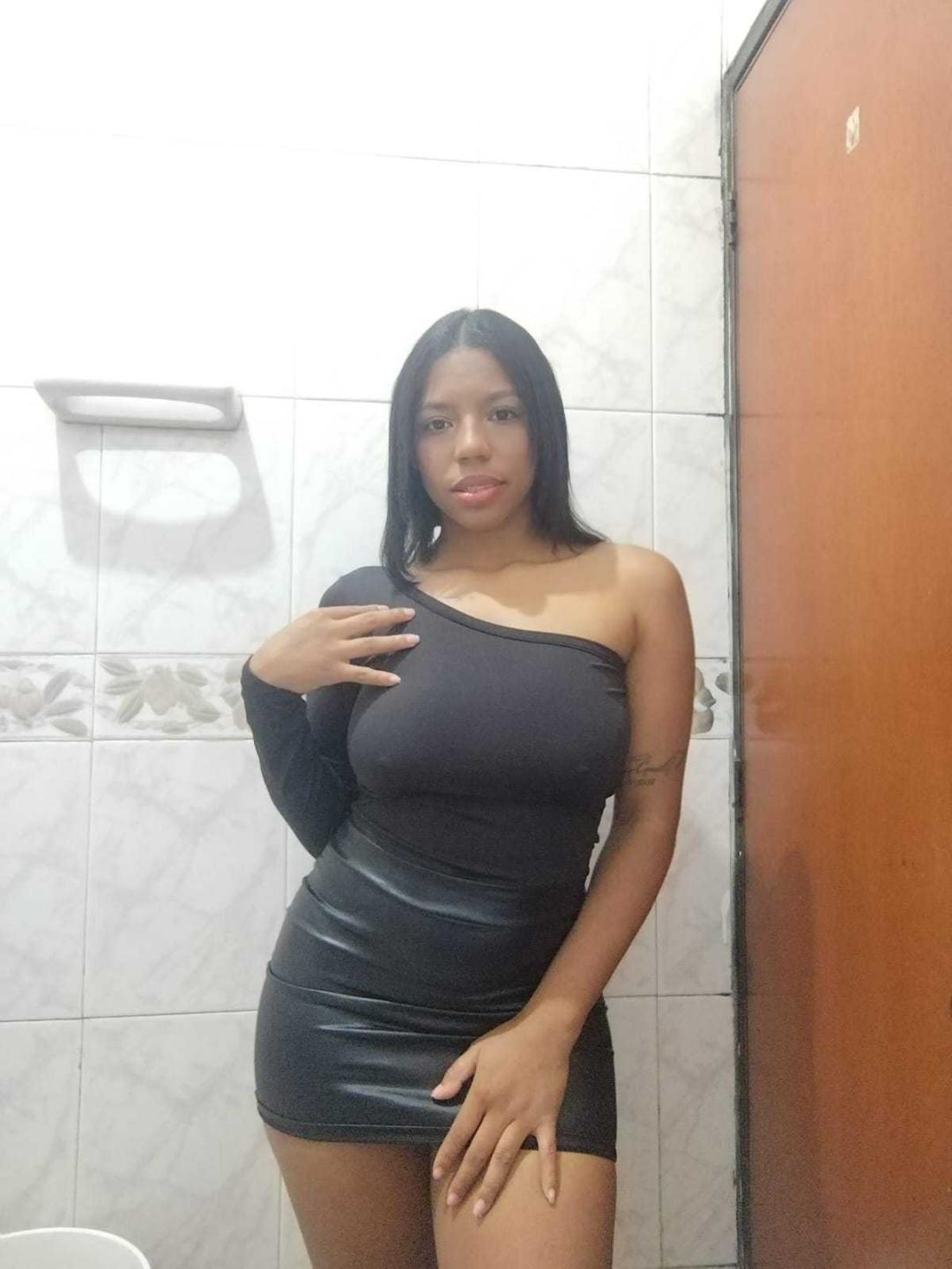 Image of cam model SammyRosi from XloveCam