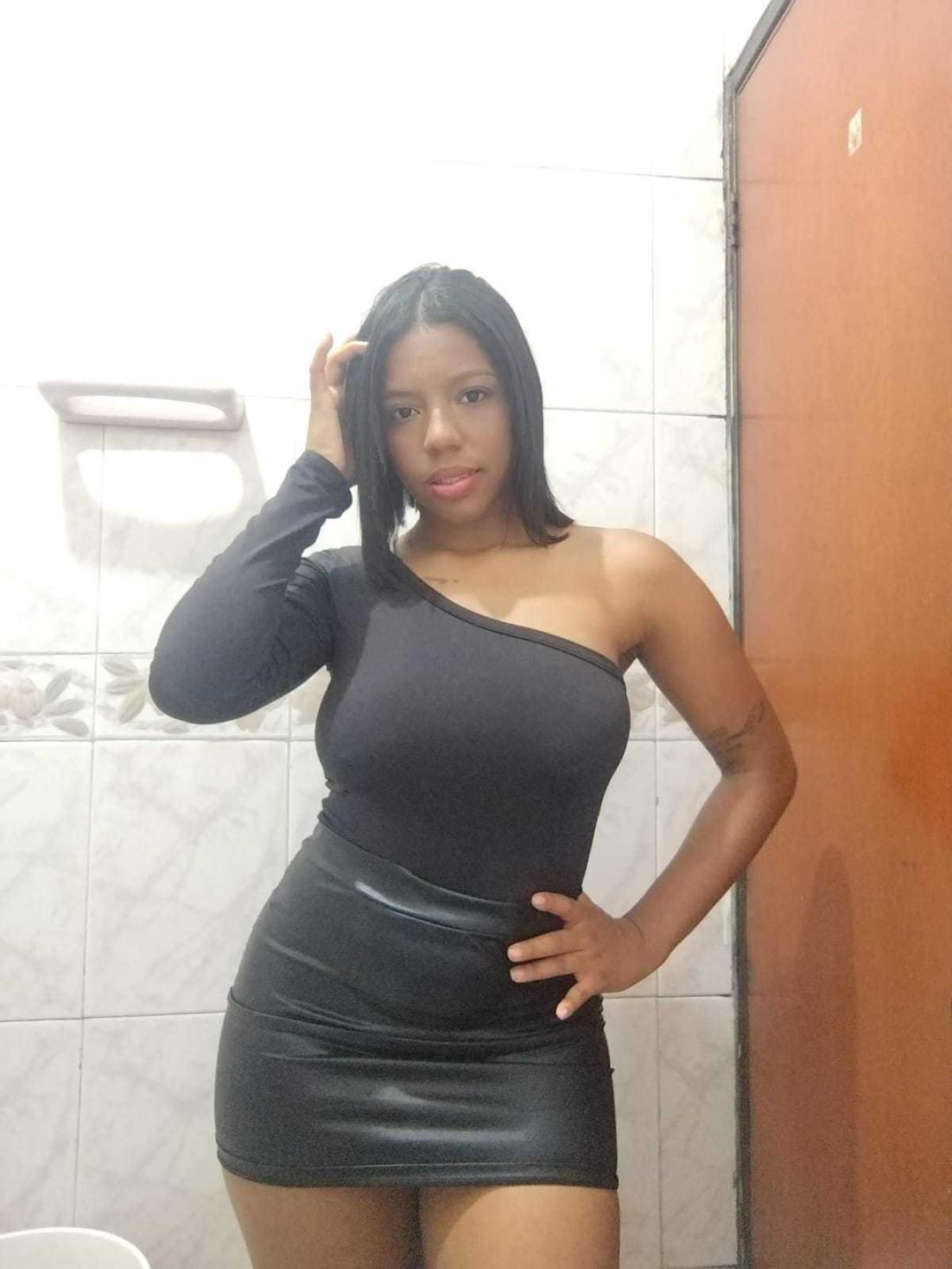 Image of cam model SammyRosi from XloveCam