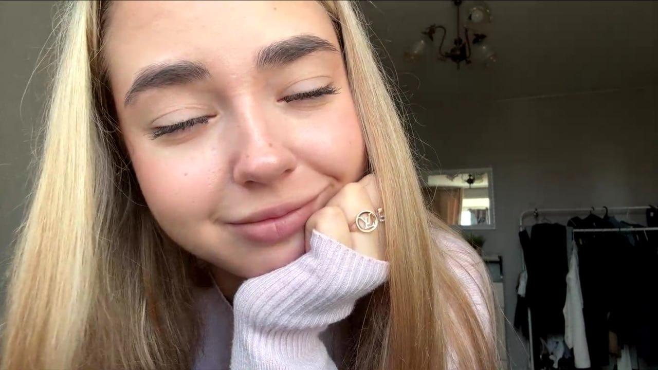 Image of cam model GeorgineBranen from XloveCam