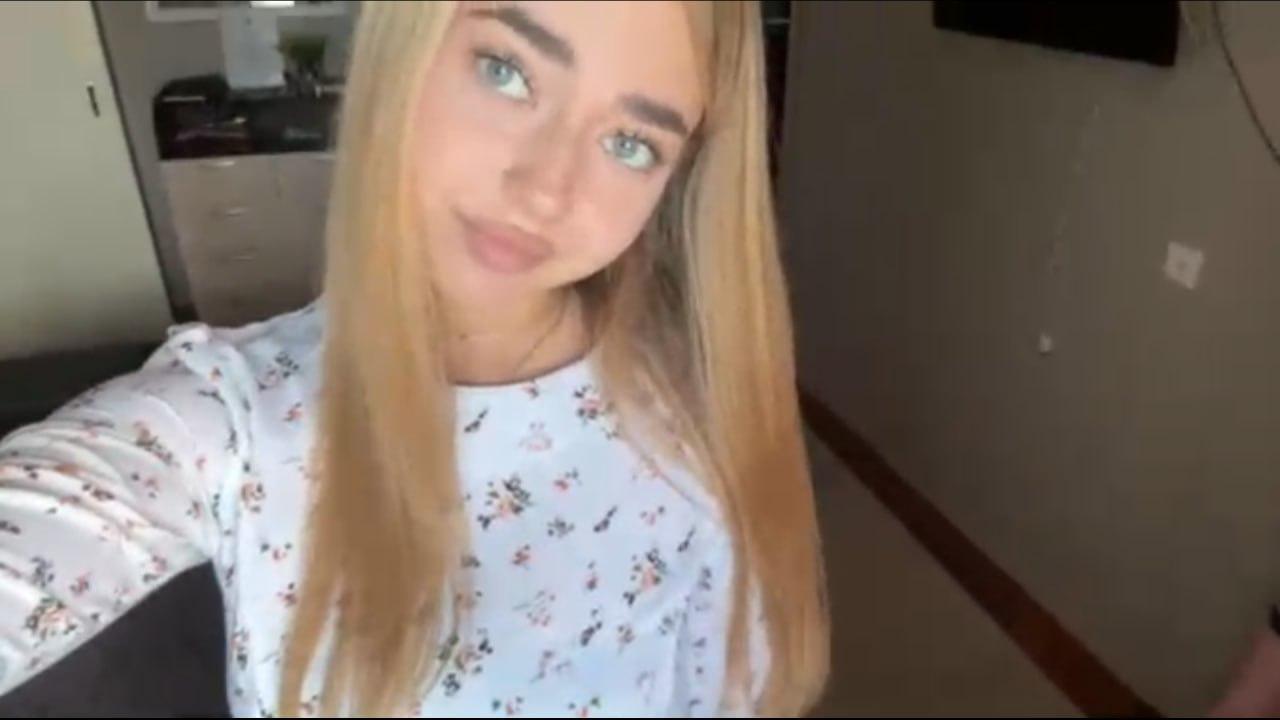 Image of cam model GeorgineBranen from XloveCam