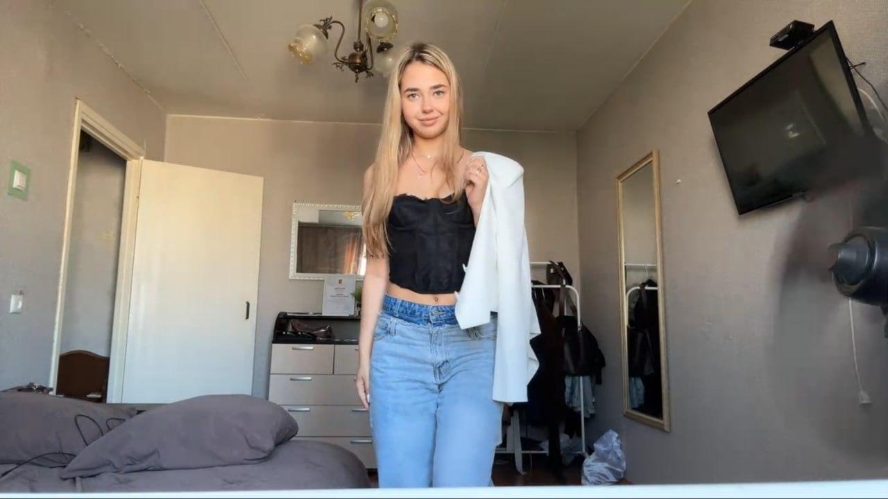 Image of cam model GeorgineBranen from XloveCam