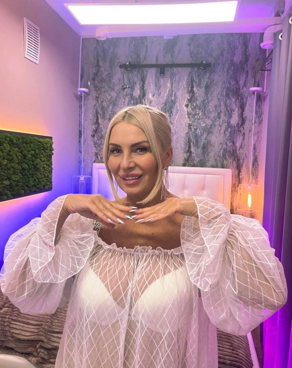 Image of cam model ScarlettMai from XloveCam