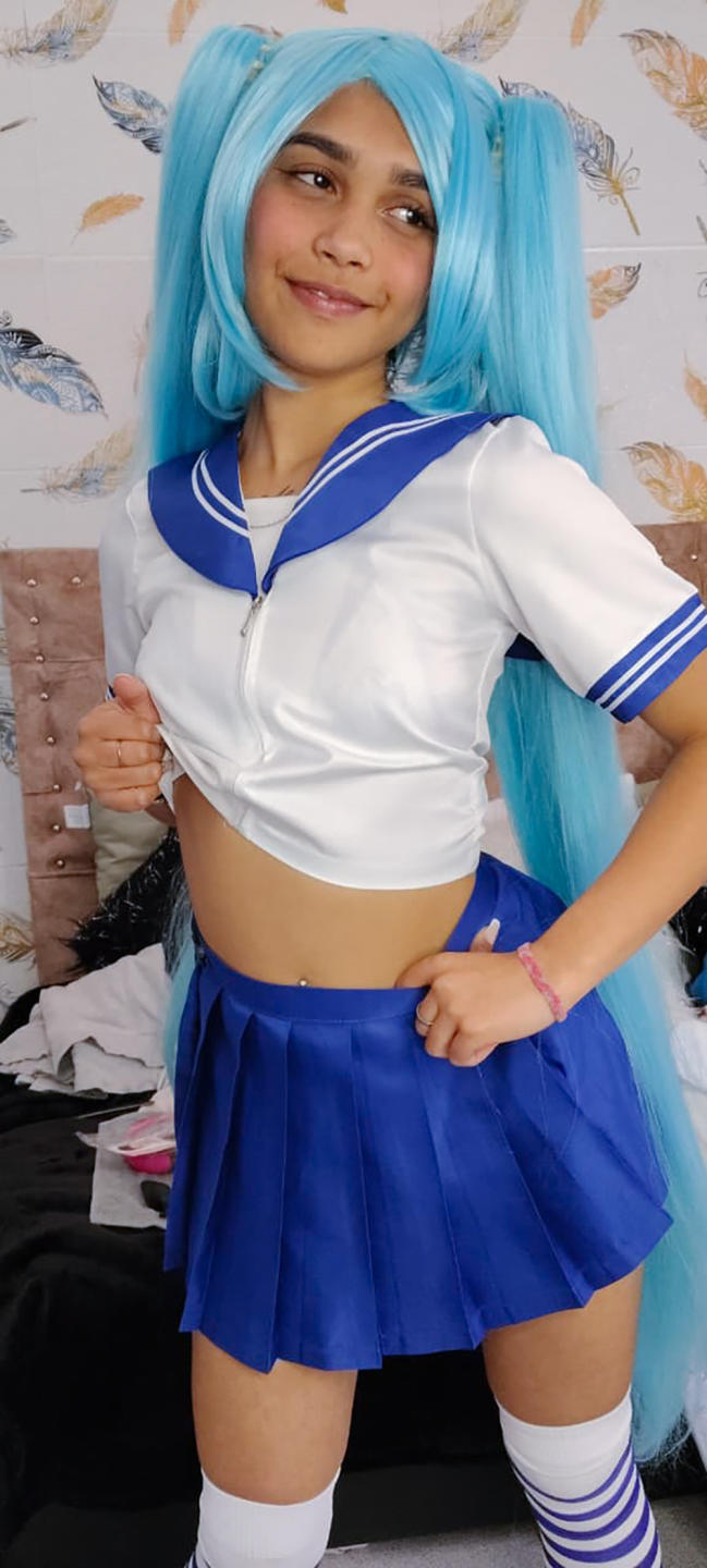 Image of cam model YayaLm from XloveCam