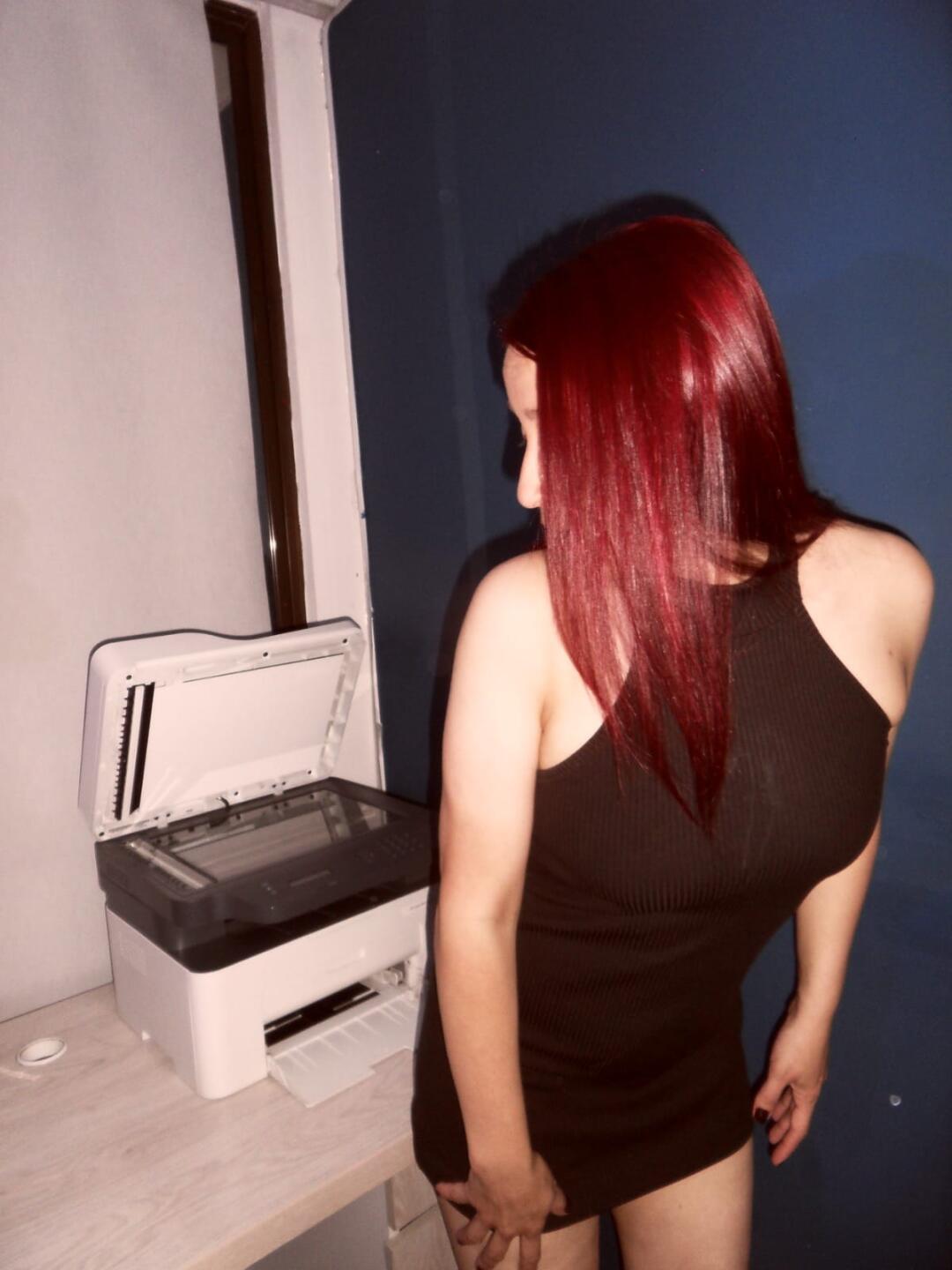 Image of cam model SweettEve from XloveCam