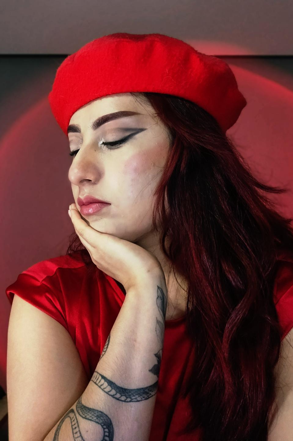 Image of cam model MissScarlettSen (MisScarlettsen) from XloveCam