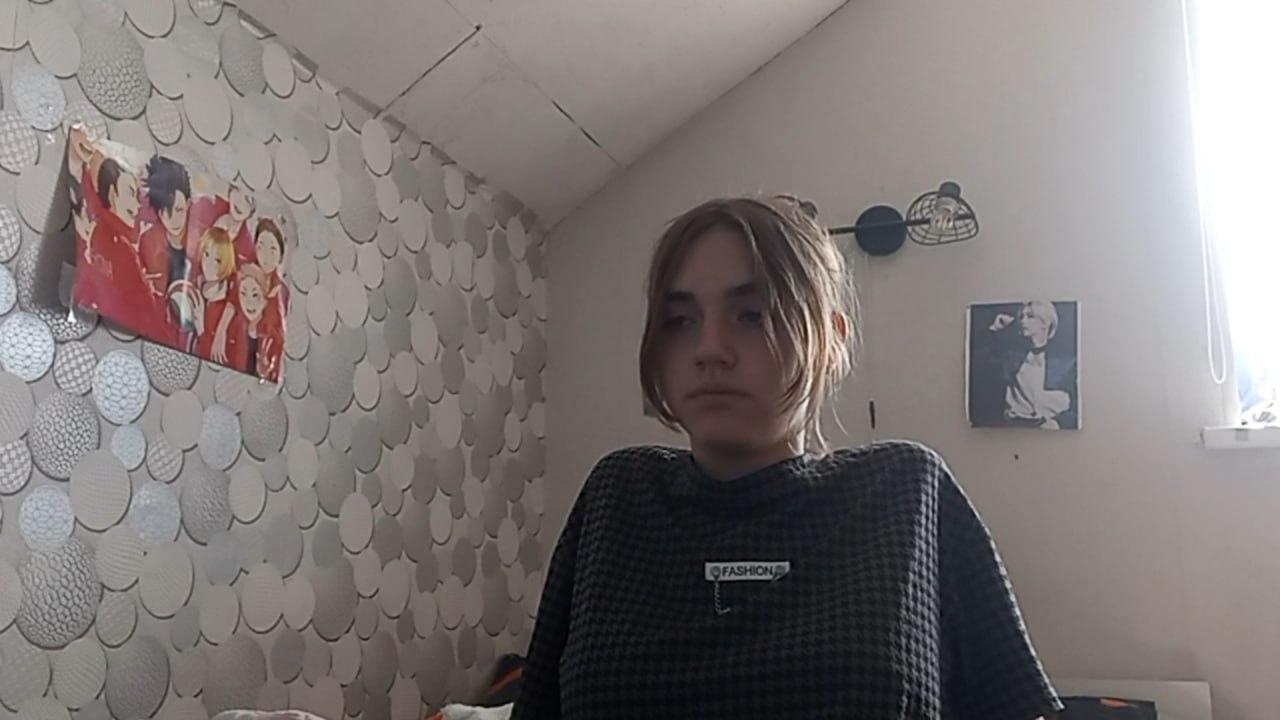 Image of cam model BessBetak from XloveCam