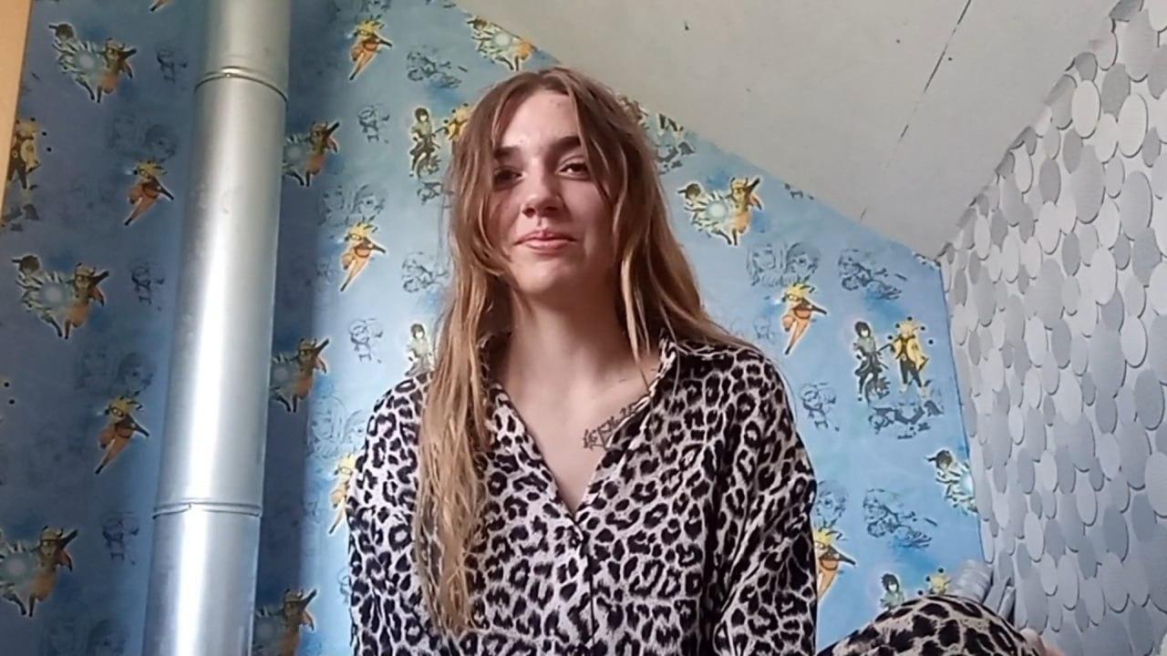 Image of cam model BessBetak from XloveCam