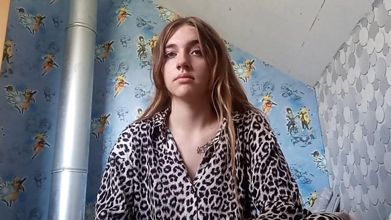 Image of cam model BessBetak from XloveCam