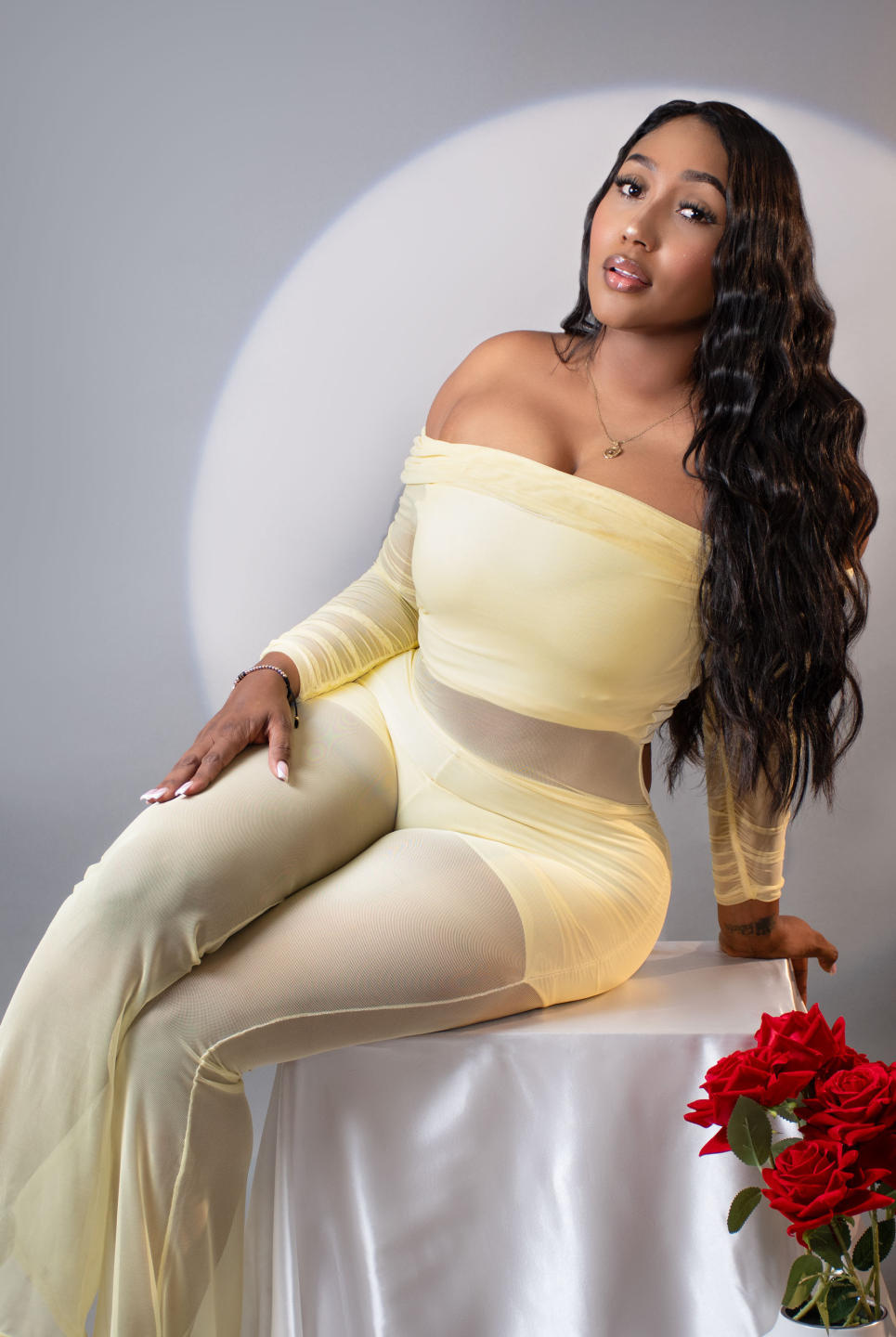 Image of cam model NaiomiLanne from XloveCam
