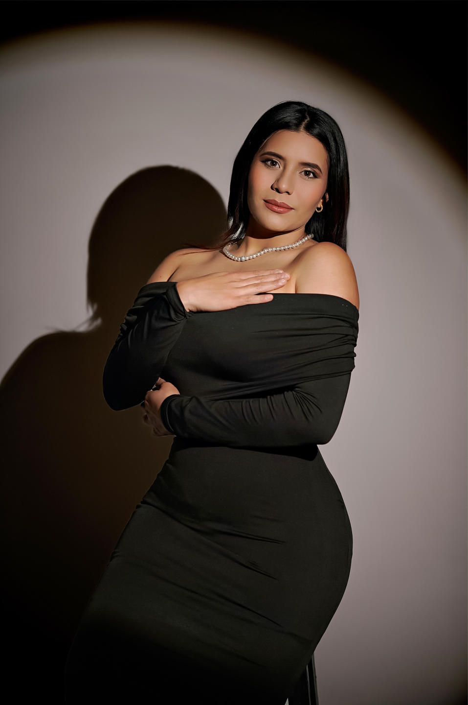 Image of cam model LucieMilner from XloveCam