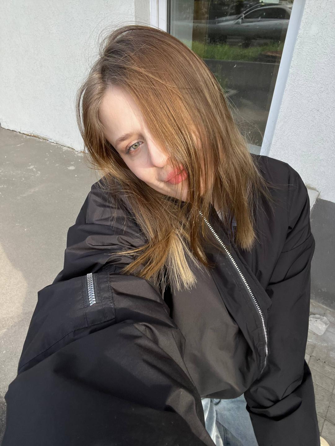 Image of cam model LeraKreiger from XloveCam