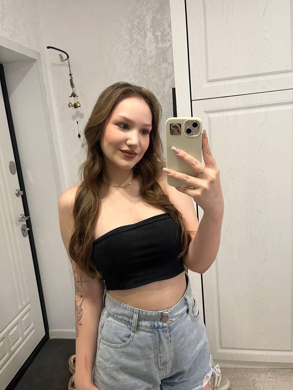 Image of cam model ShaundaOleksy from XloveCam