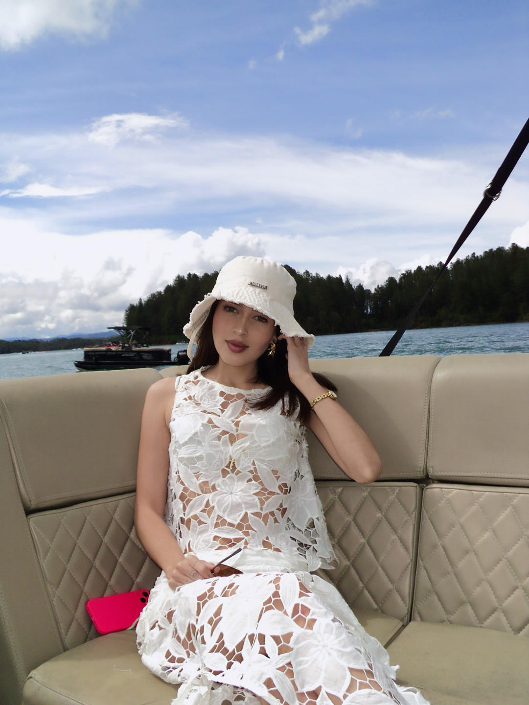 Image of cam model FiorellaLeroy from XloveCam
