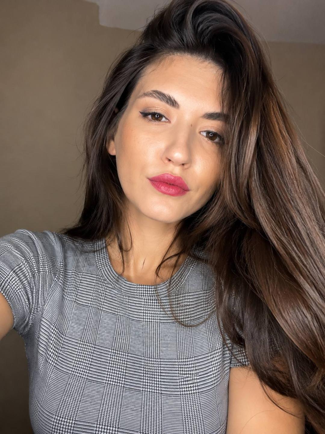 Image of cam model AyakaSweety from XloveCam