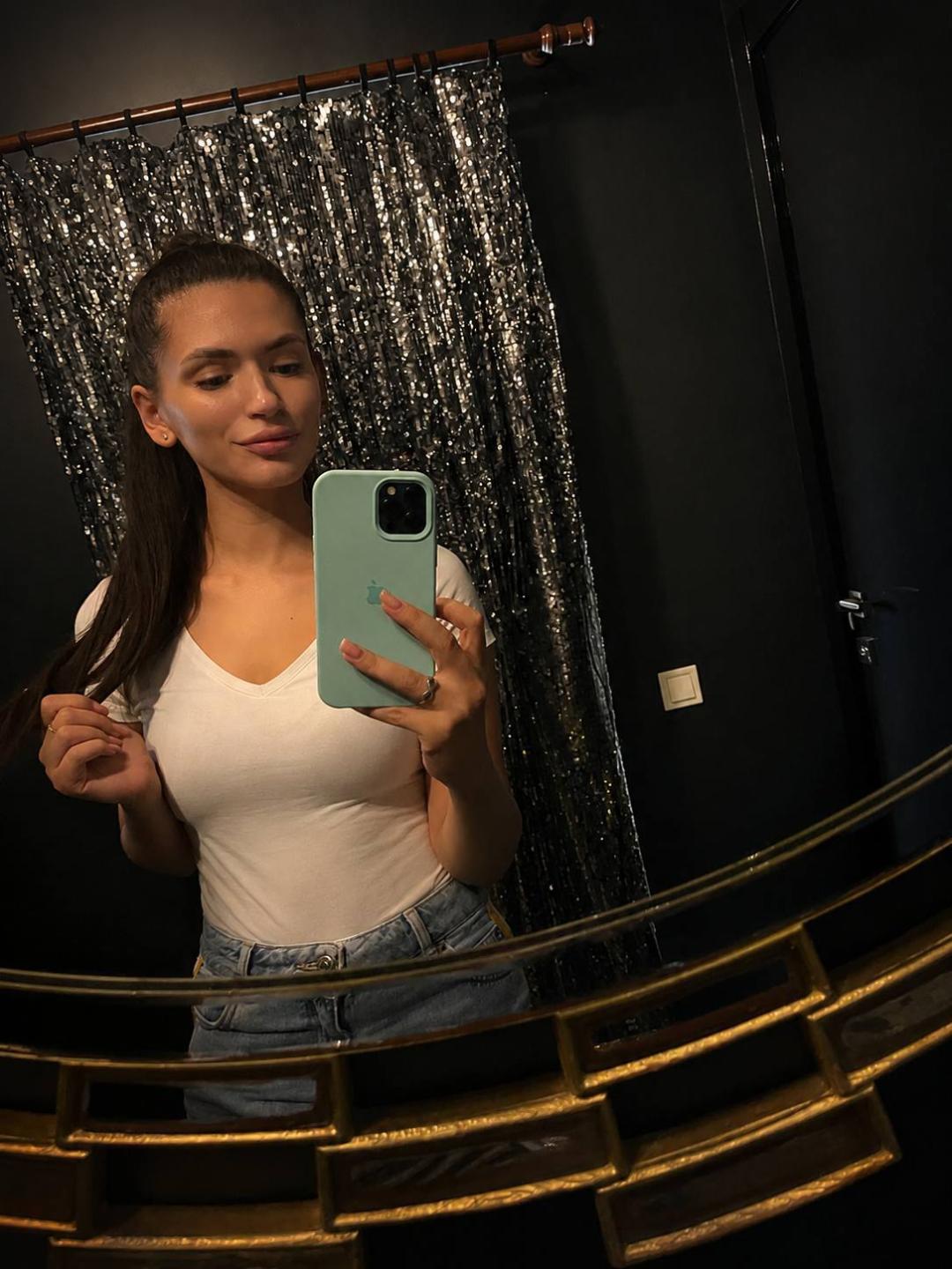 Image of cam model AyakaSweety from XloveCam