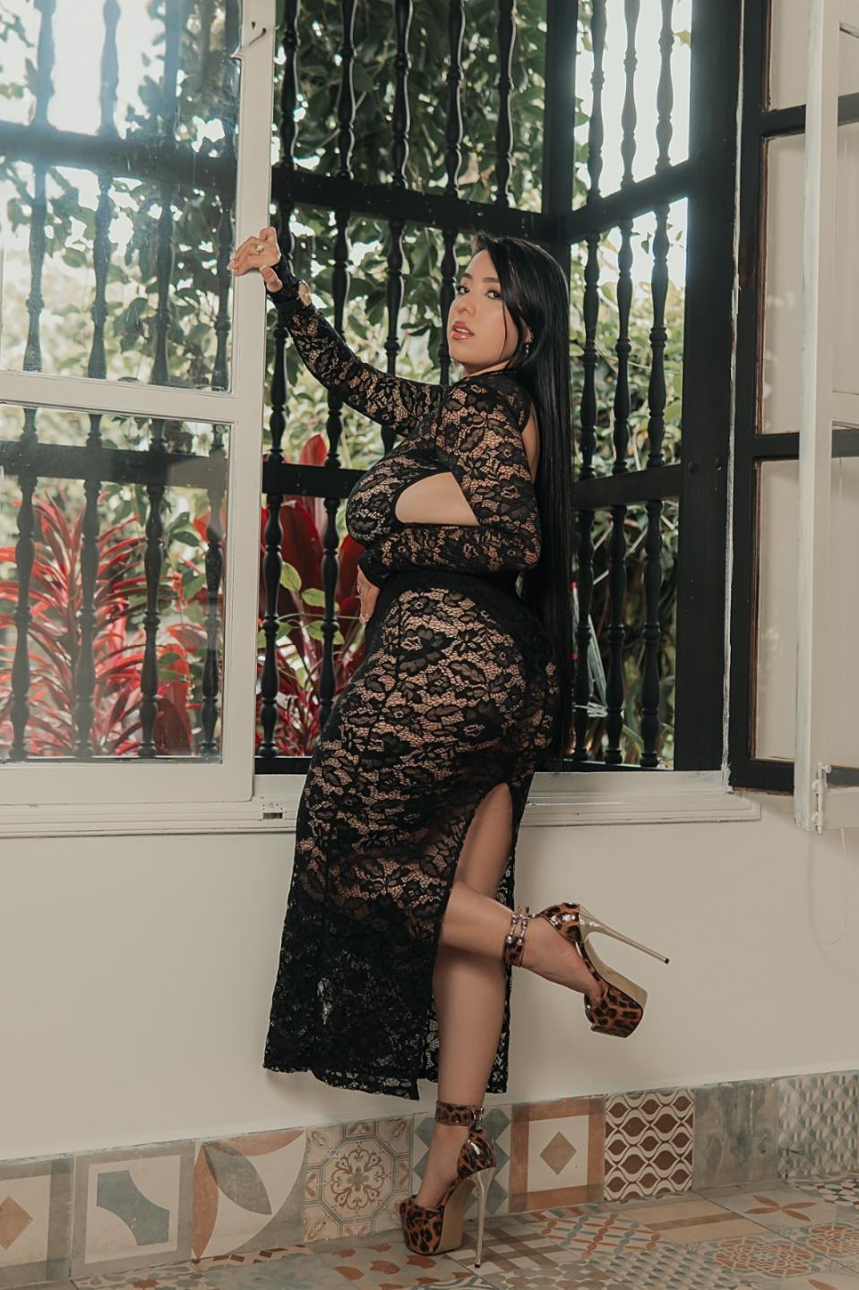 Image of cam model SophiiaRios from XloveCam