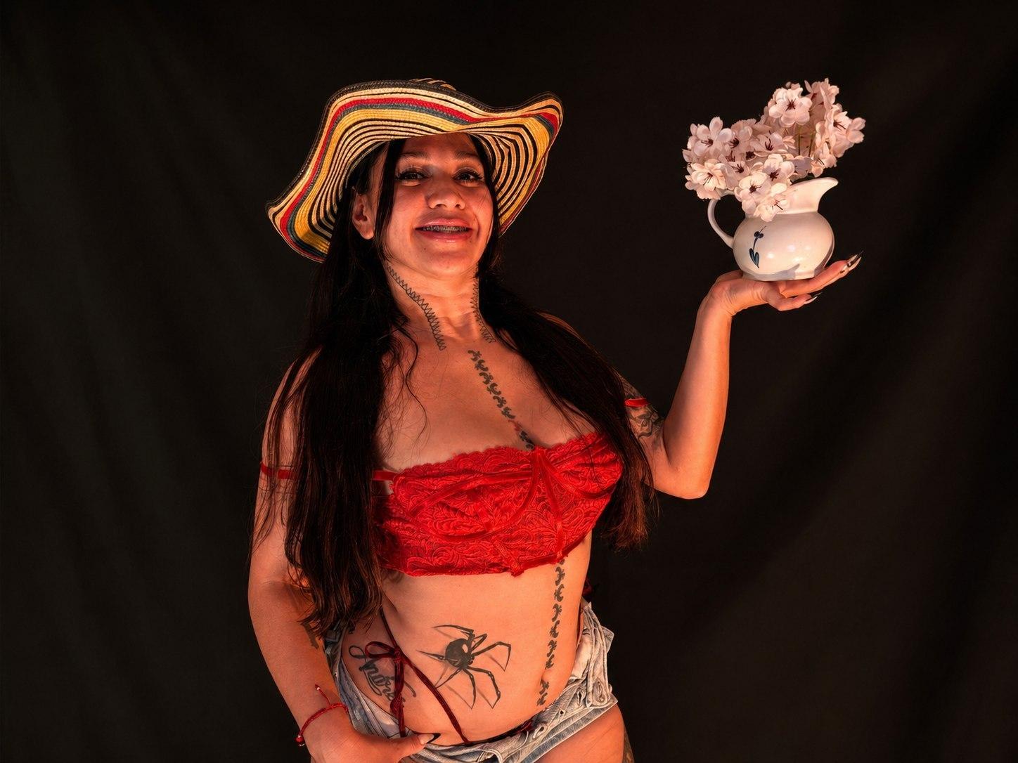 Image of cam model AbbyMontgomery from XloveCam
