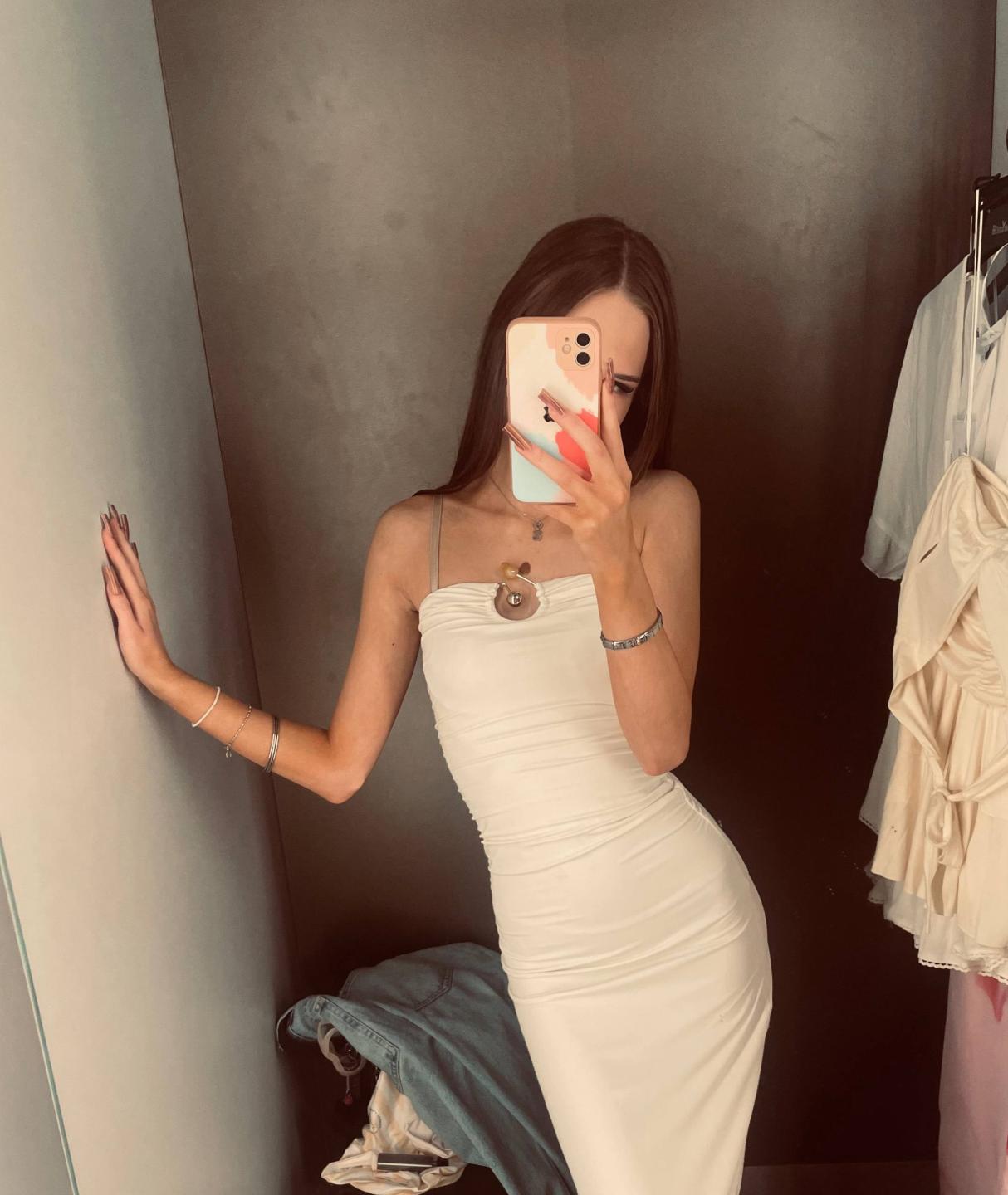 Image of cam model ErmelindaBohnsack from XloveCam