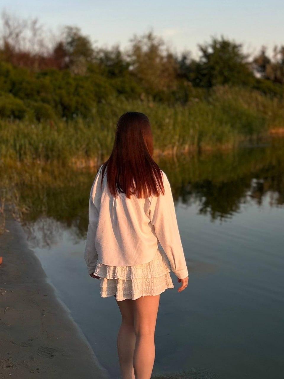 Image of cam model ClementinaSwantek from XloveCam