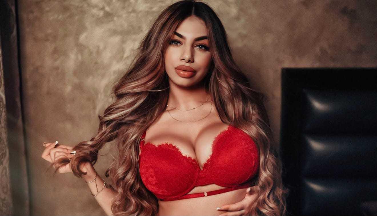 Image of cam model AriaxNoir from XloveCam
