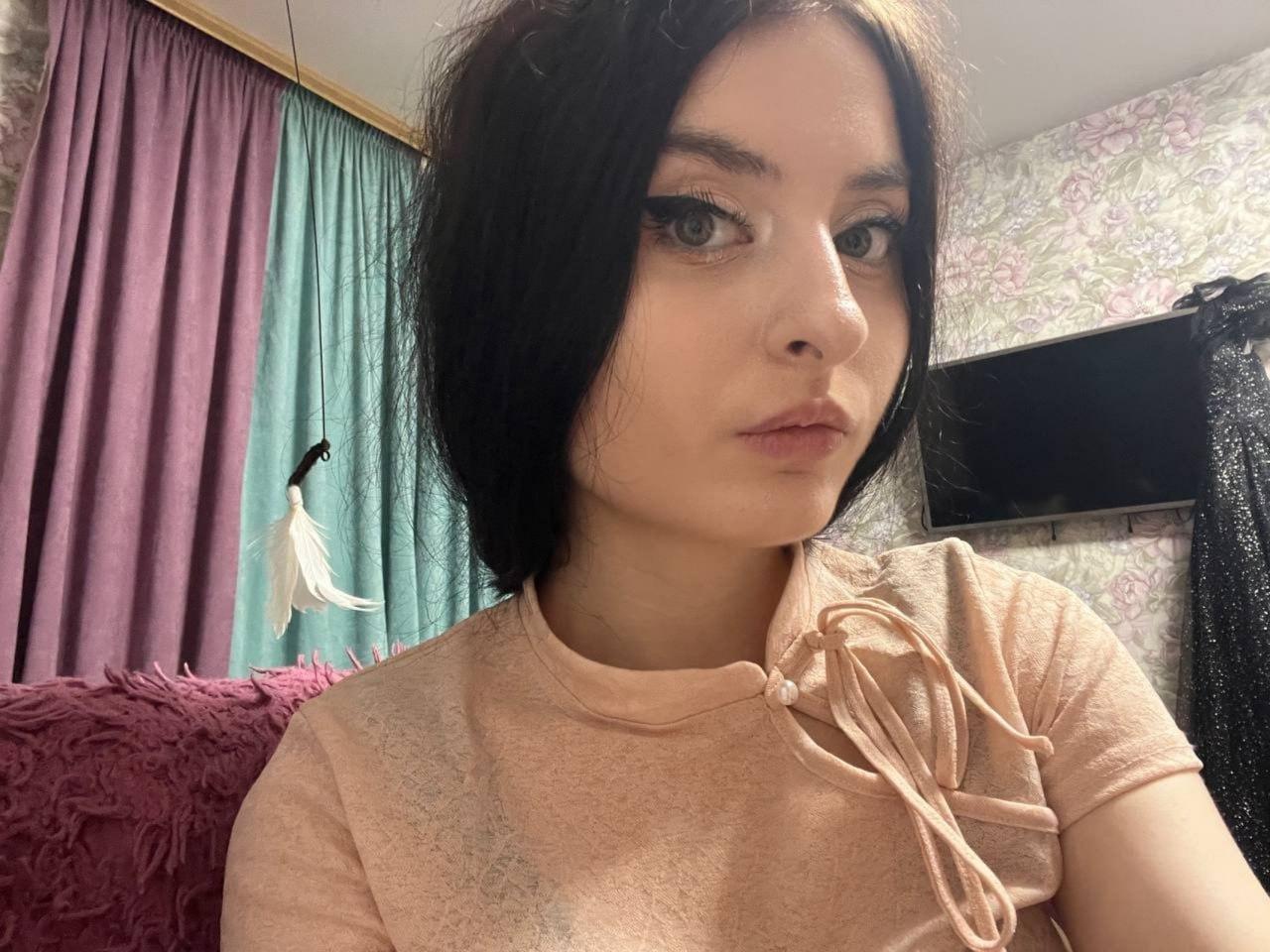 Image of cam model CindiMarkie from XloveCam