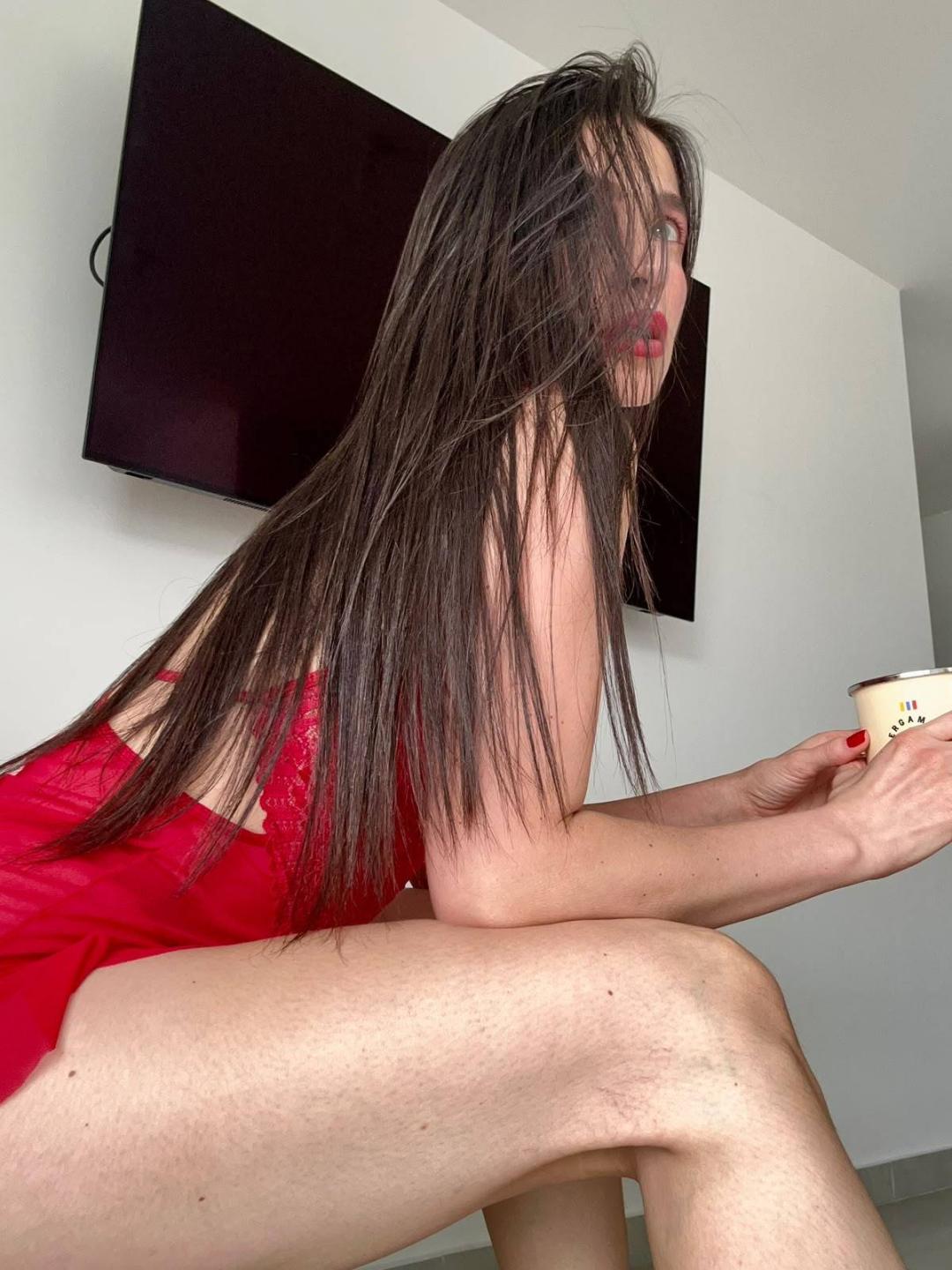 Image of cam model KariinaSantos from XloveCam