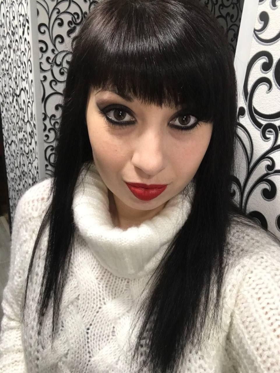 Image of cam model LangoriaJoy from XloveCam
