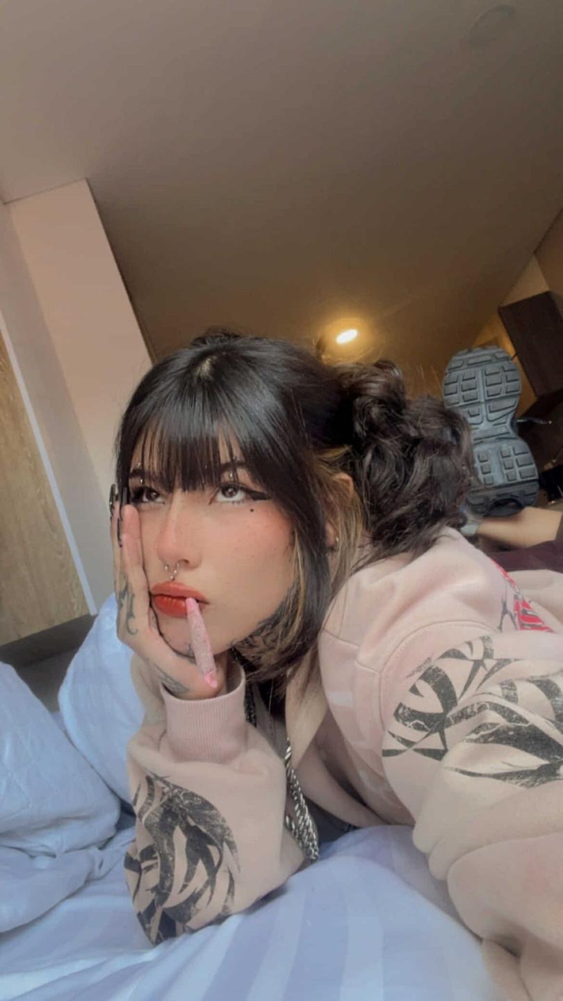 Image of cam model DirtyVenom from XloveCam